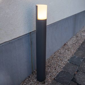 LED chodníková lampa Cyra
