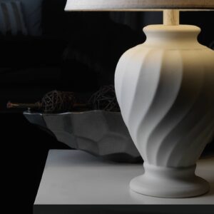 Stolná lampa Vortice z keramiky
