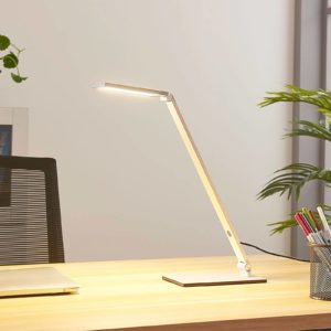 Resi – stmievateľná LED lampa na písací stôl