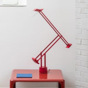 Artemide Tizio dizajnová stolová LED lampa červená