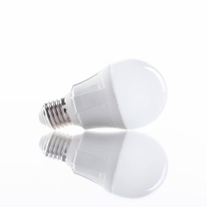 LED v tvare tradičnej žiarovky E27 8