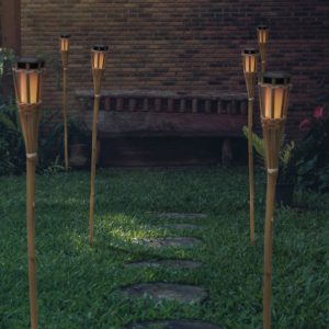 Newgarden Hiama LED záhradná pochodeň bambus
