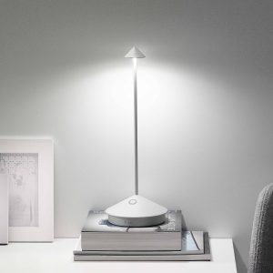 Zafferano Pina 3K nabíjateľná stolová lampa IP54 biela